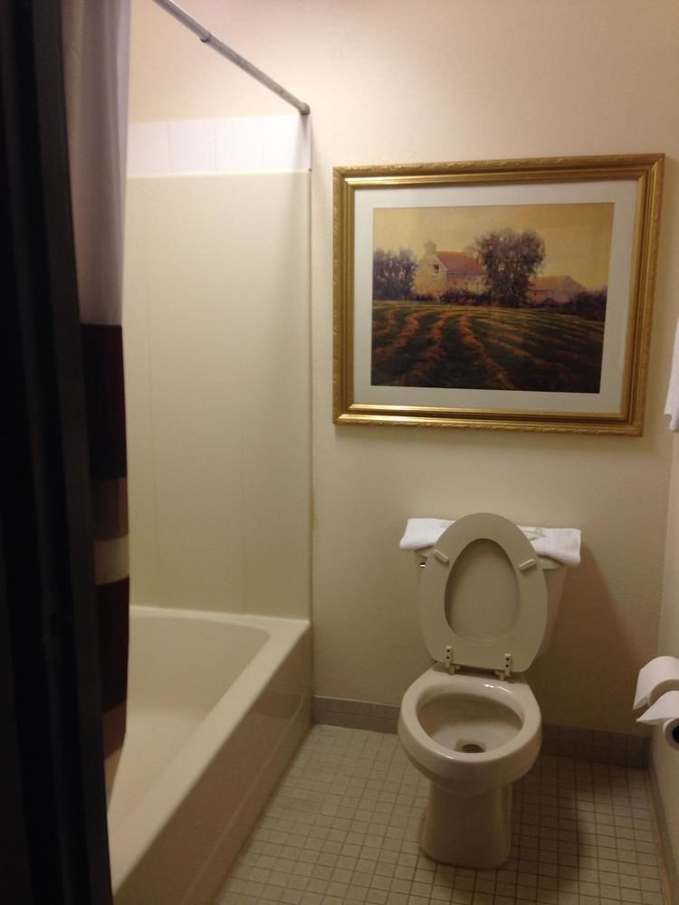 Red Roof Inn Hartselle Bagian luar foto